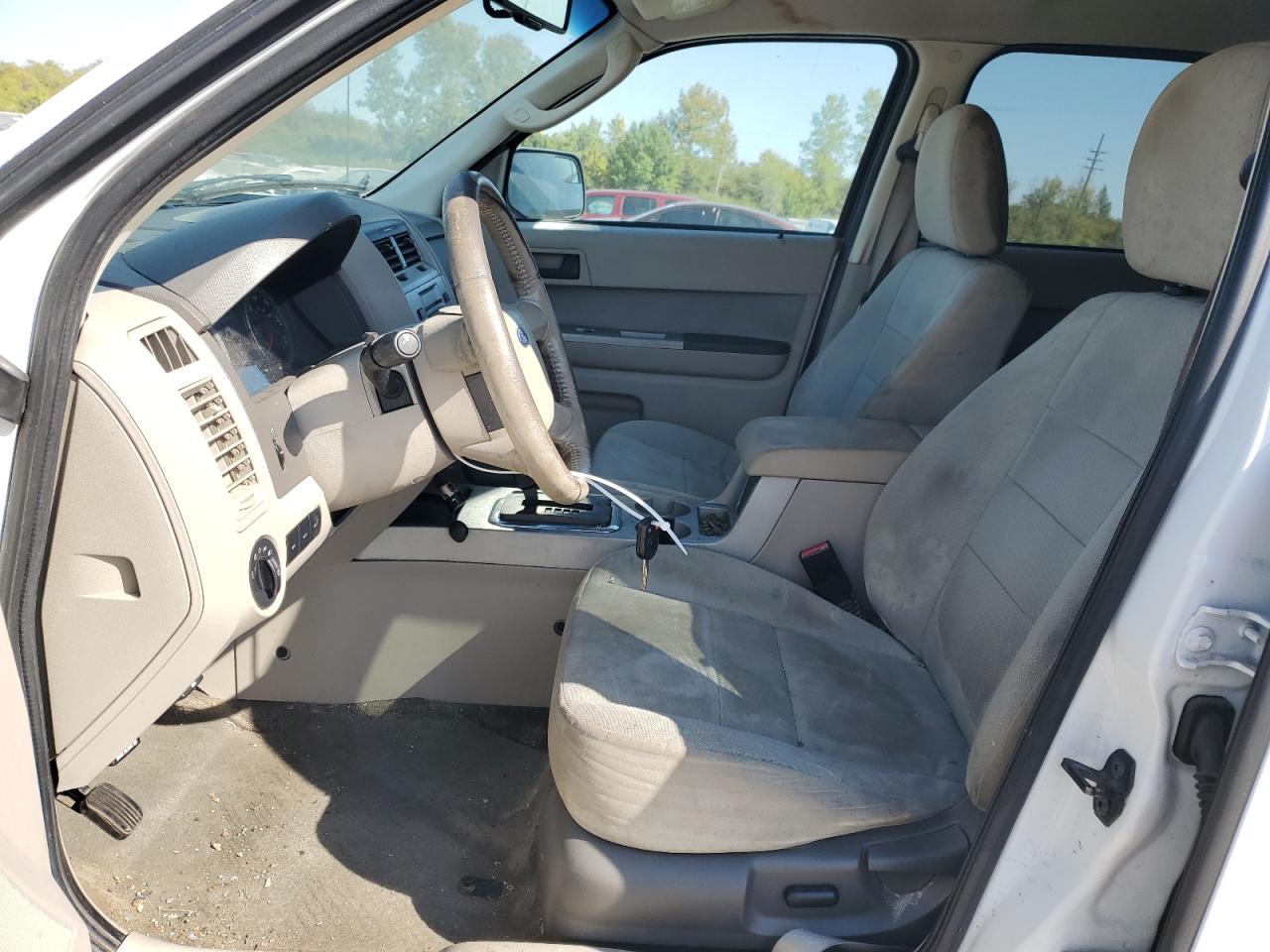 2010 Ford Escape - Image 7