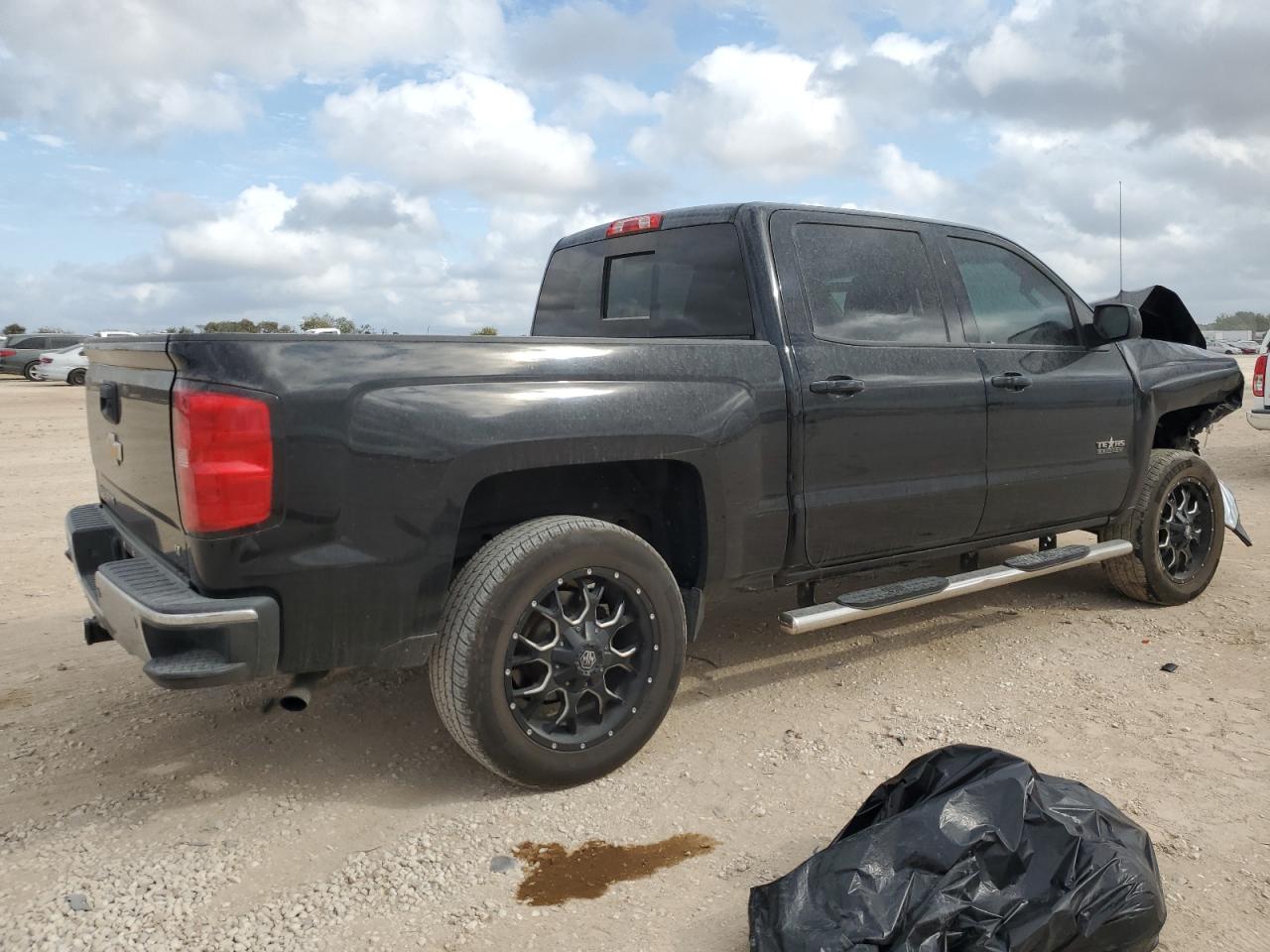 2014 Chevrolet Silverado - Image 3
