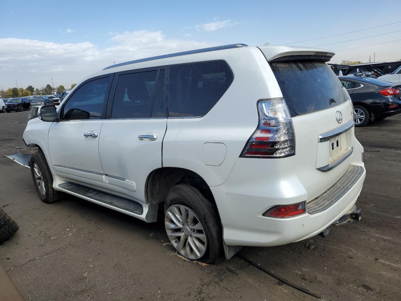 2015 Lexus GX - Image 2