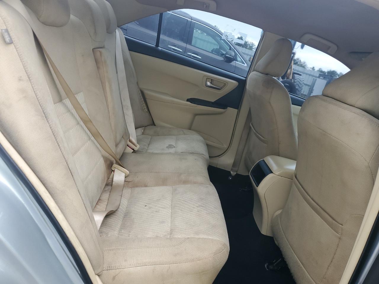 2016 Toyota Camry - Image 10