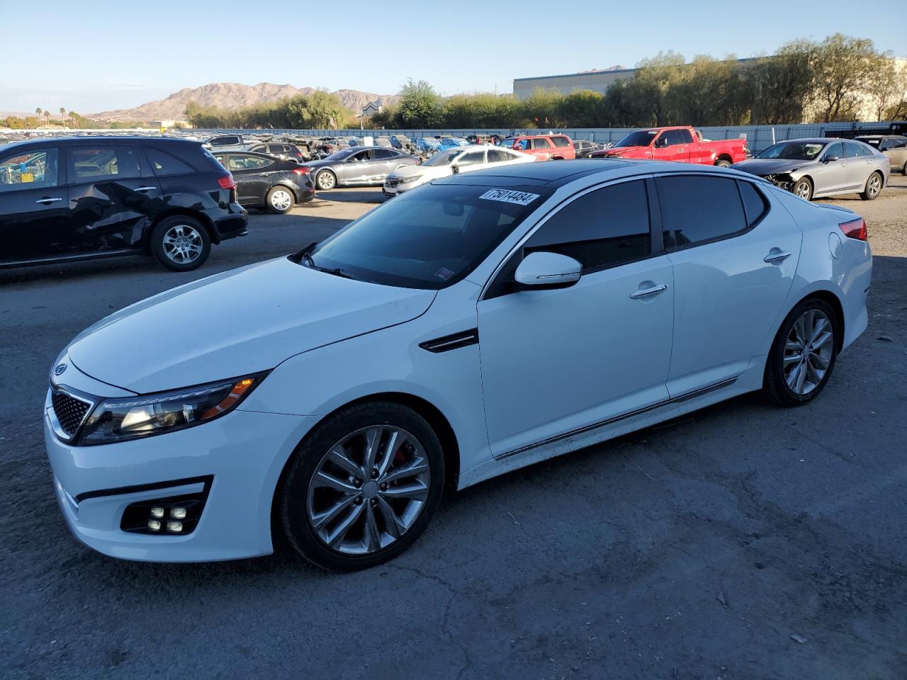 VIN 5XXGR4A68EG312636 2014 KIA OPTIMA no.1