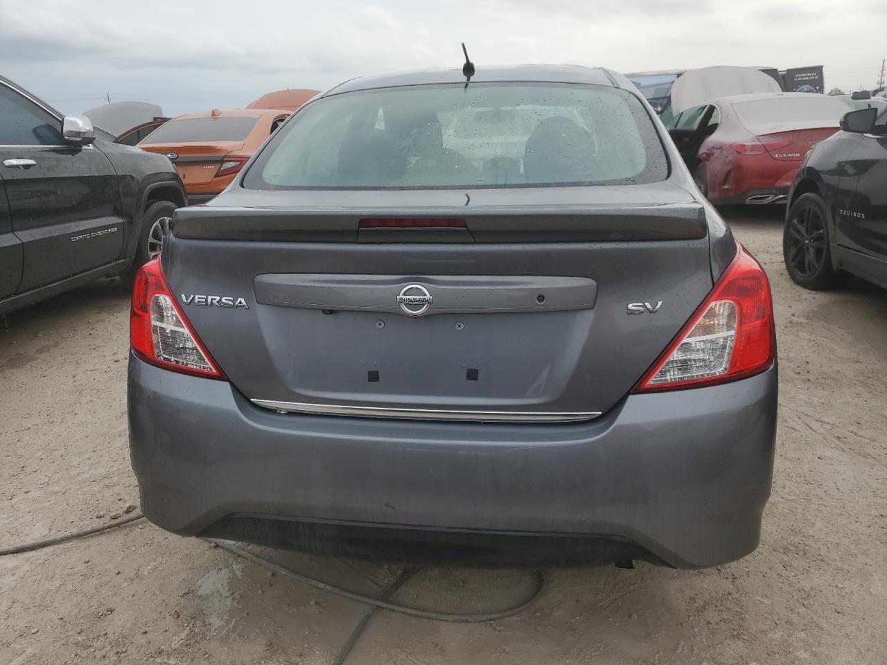 2019 Nissan Versa S VIN: 3N1CN7AP5KL809571 Lot: 74855954