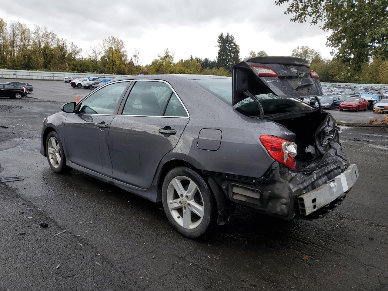 2014 Toyota Camry - Image 2