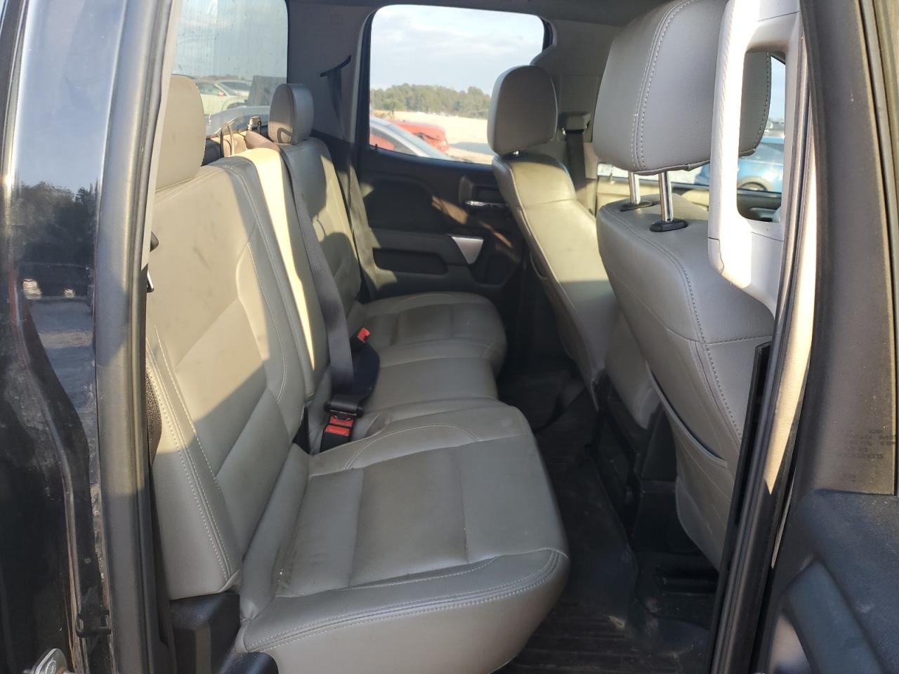 2019 Chevrolet Silverado - Image 10