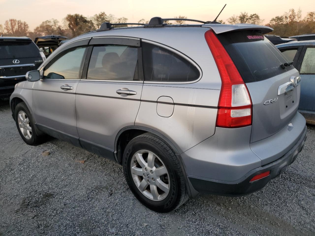 2007 Honda CR-V - Image 2