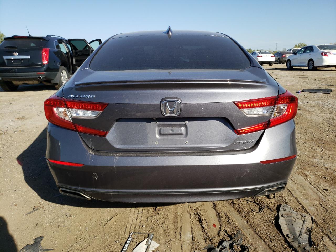 VIN 1HGCV1F36JA099281 2018 HONDA ACCORD no.6