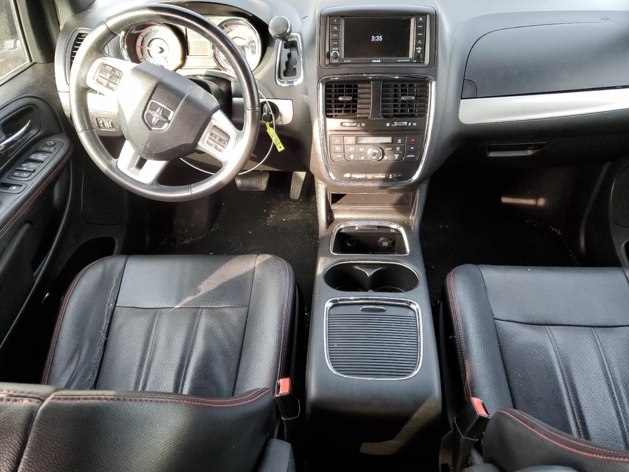 2018 Dodge Caravan - Image 8