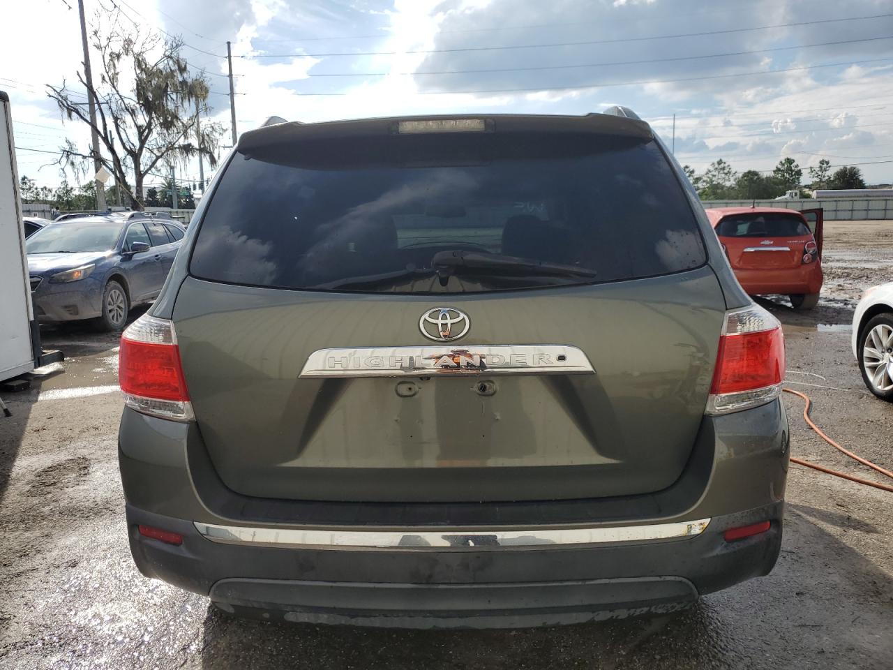 5TDYK3EH1BS043257 2011 Toyota Highlander Limited