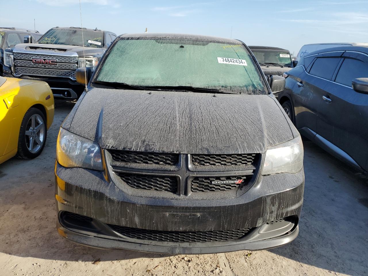 2015 Dodge Caravan - Image 5