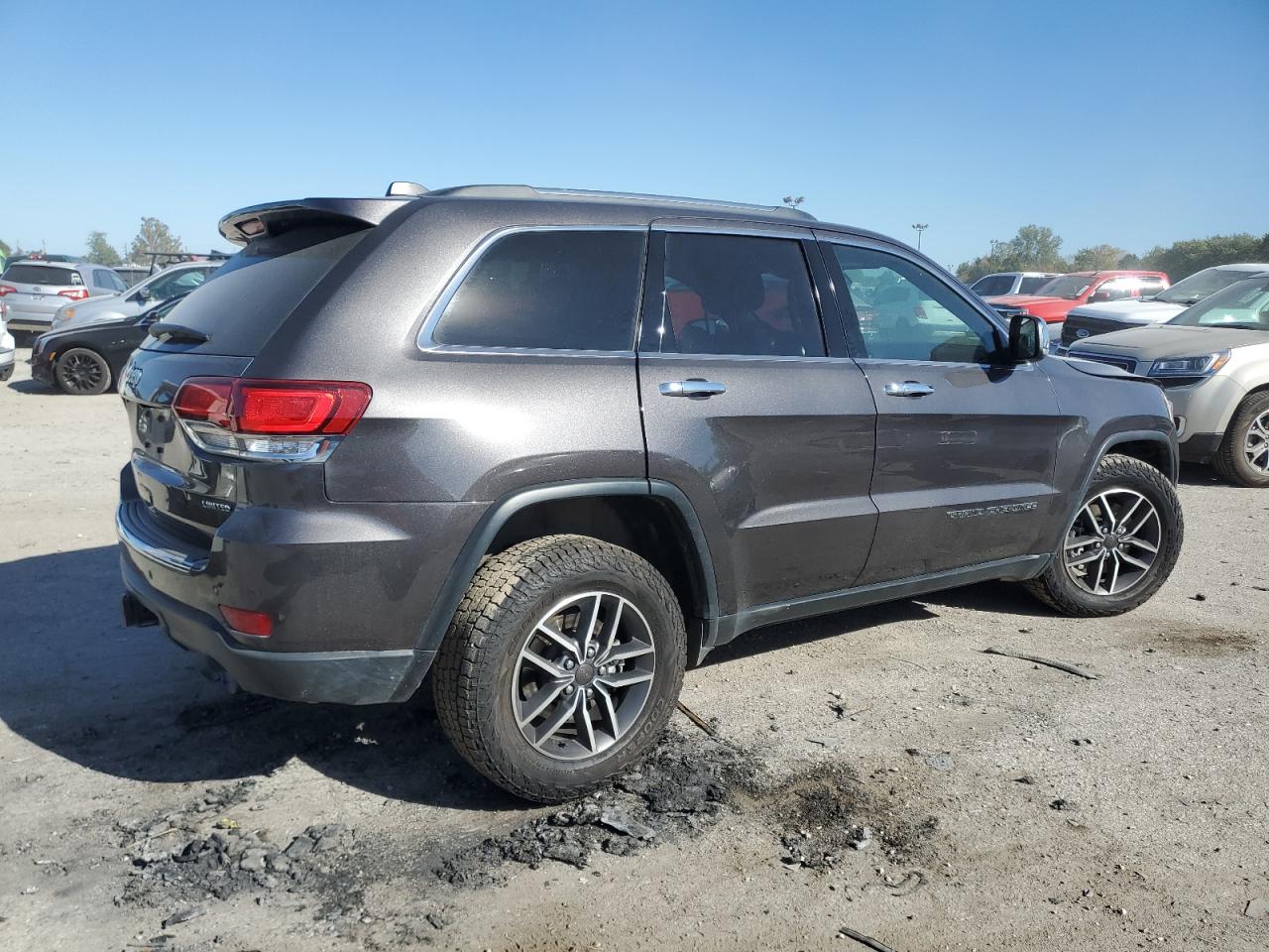 2021 Jeep Grand Cherokee - Image 3