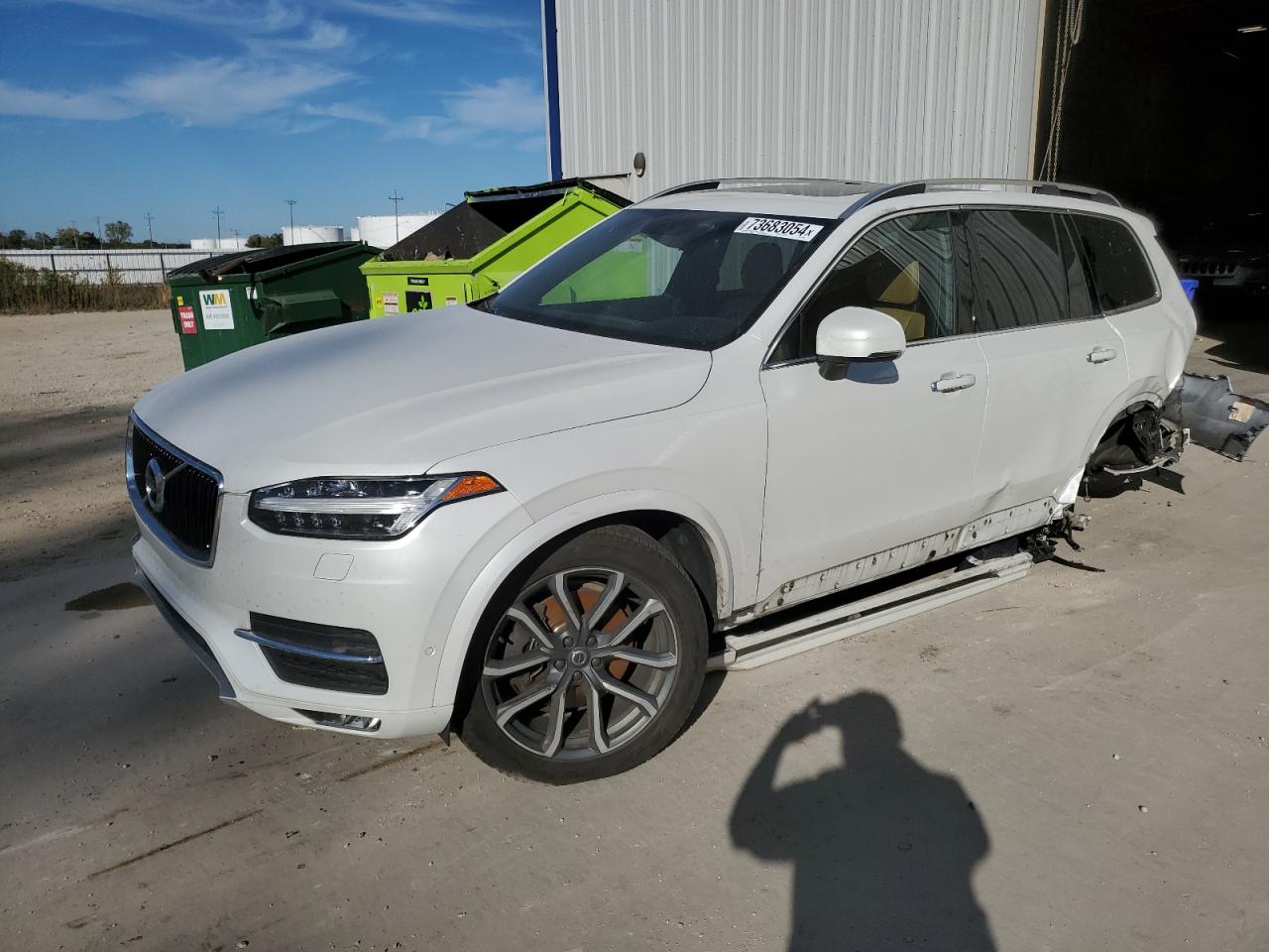 YV4A22PK5H1132854 2017 VOLVO XC90 - Image 1