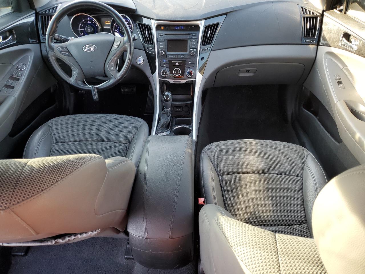 2014 Hyundai Sonata - Image 8