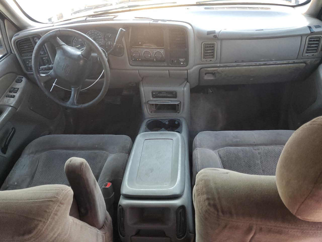 2000 Chevrolet Silverado - Image 8