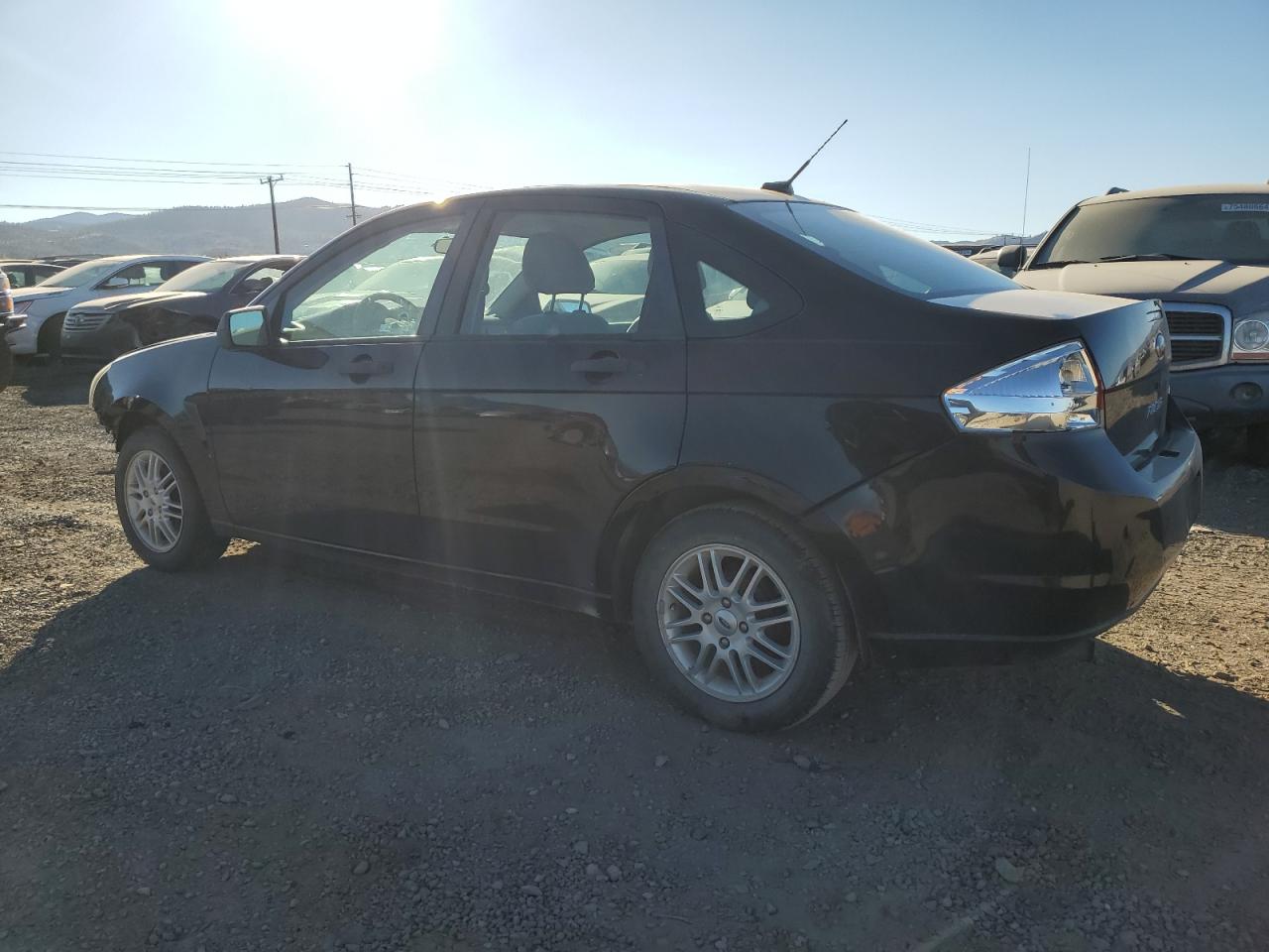 2009 Ford Focus - Image 2