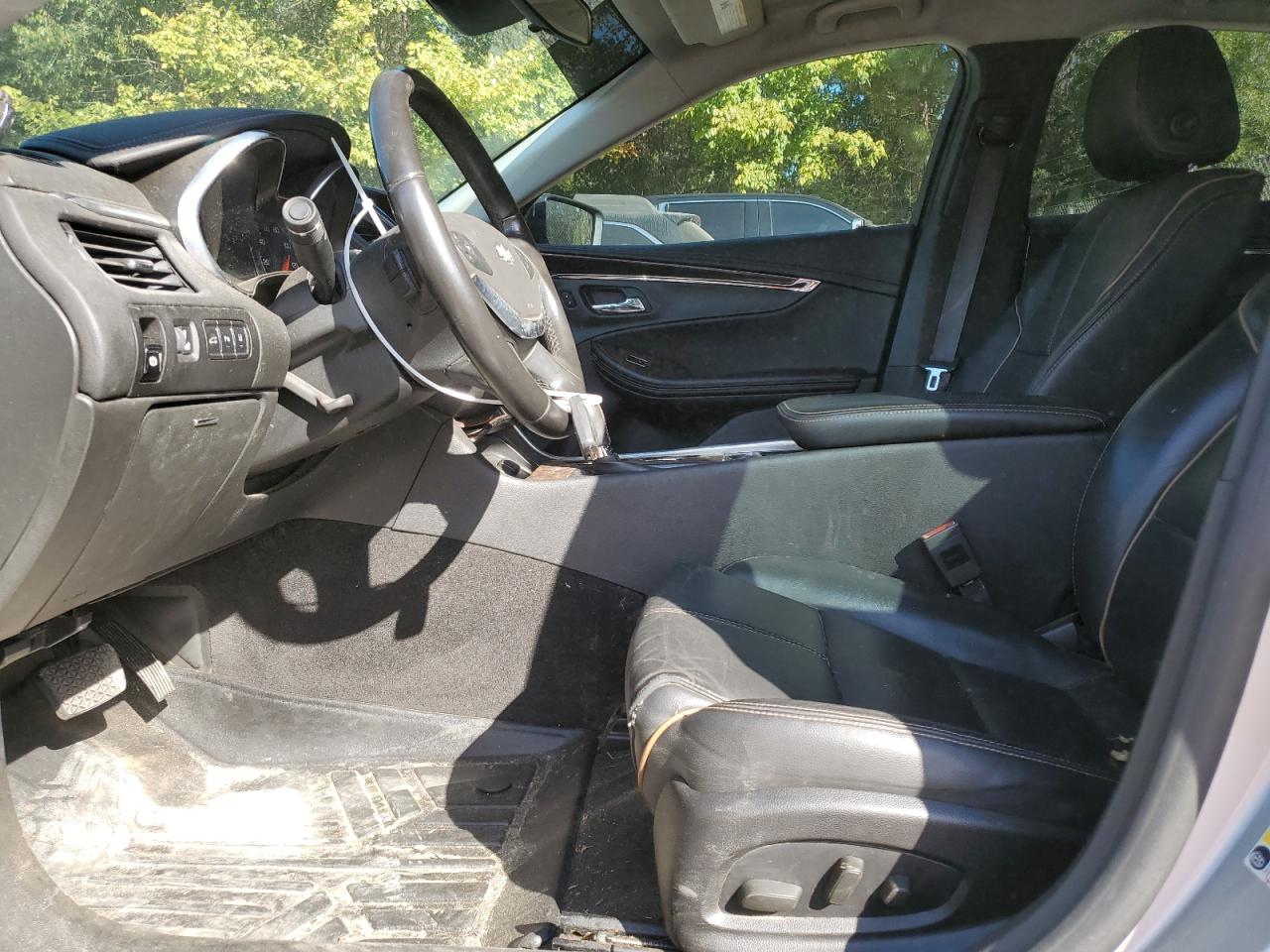 2015 Chevrolet Impala - Image 7