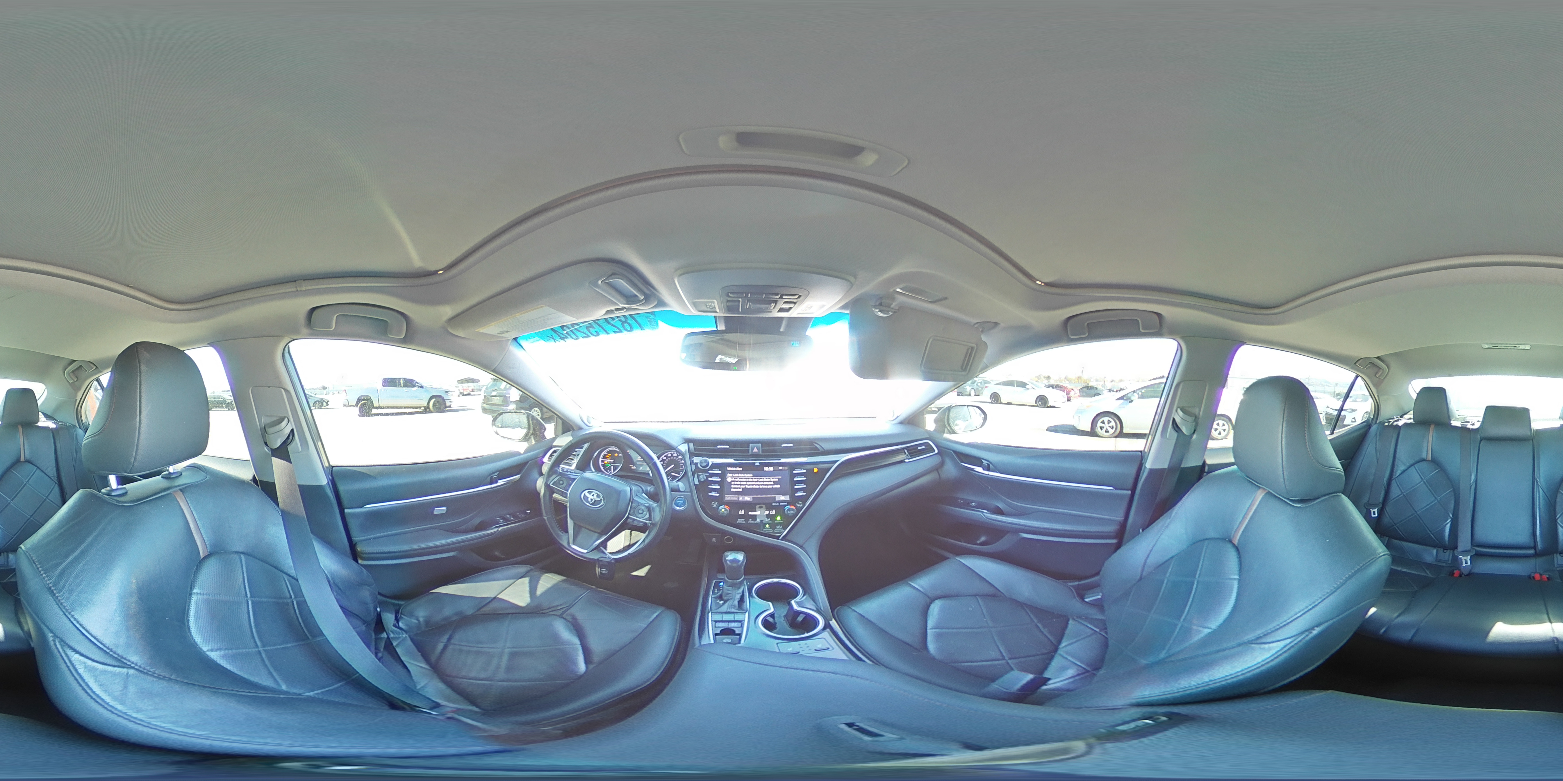 2018 Toyota Camry - Image 13