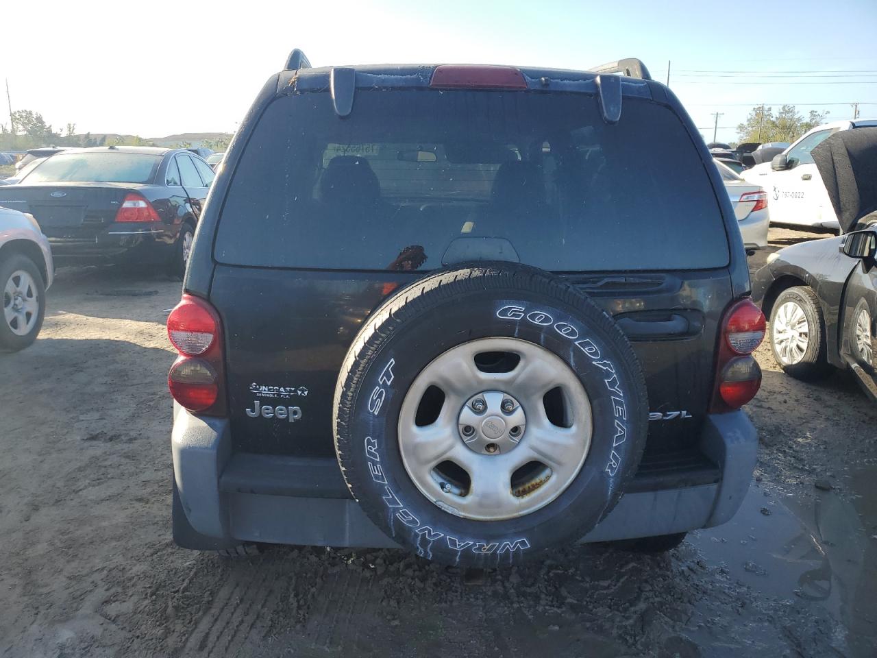 2005 Jeep Liberty (North America) - Image 6