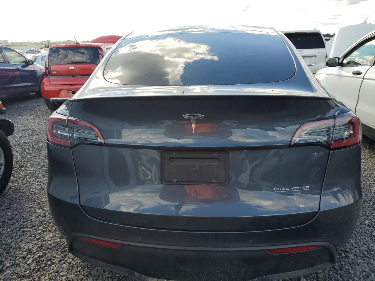 7SAYGDEF2NF448674 2022 Tesla Model Y