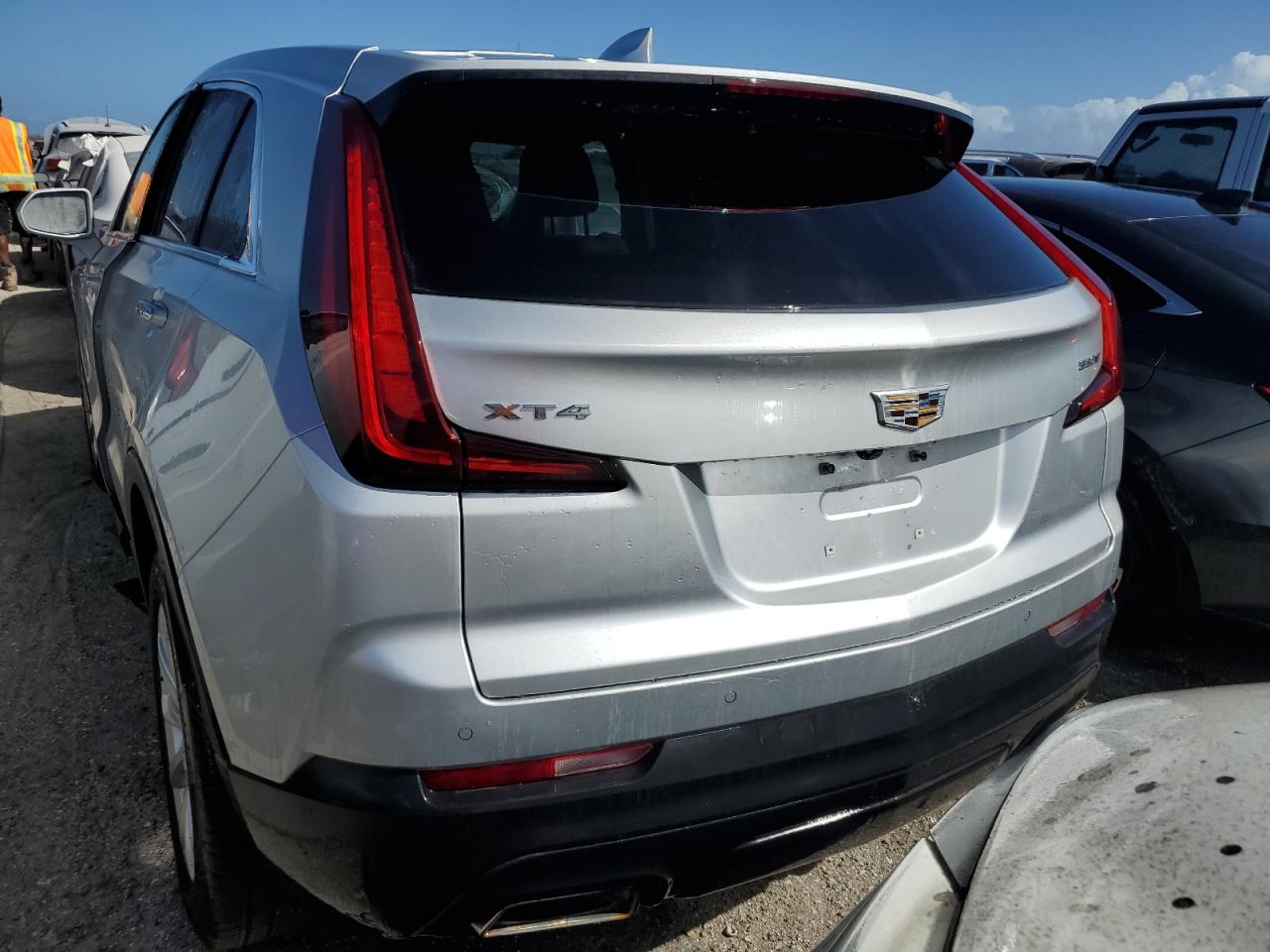 1GYAZAR42LF152377 2020 Cadillac Xt4 Luxury