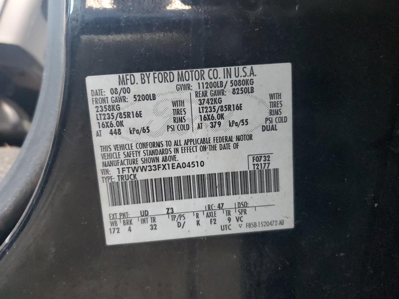 2001 Ford F350 - Image 12