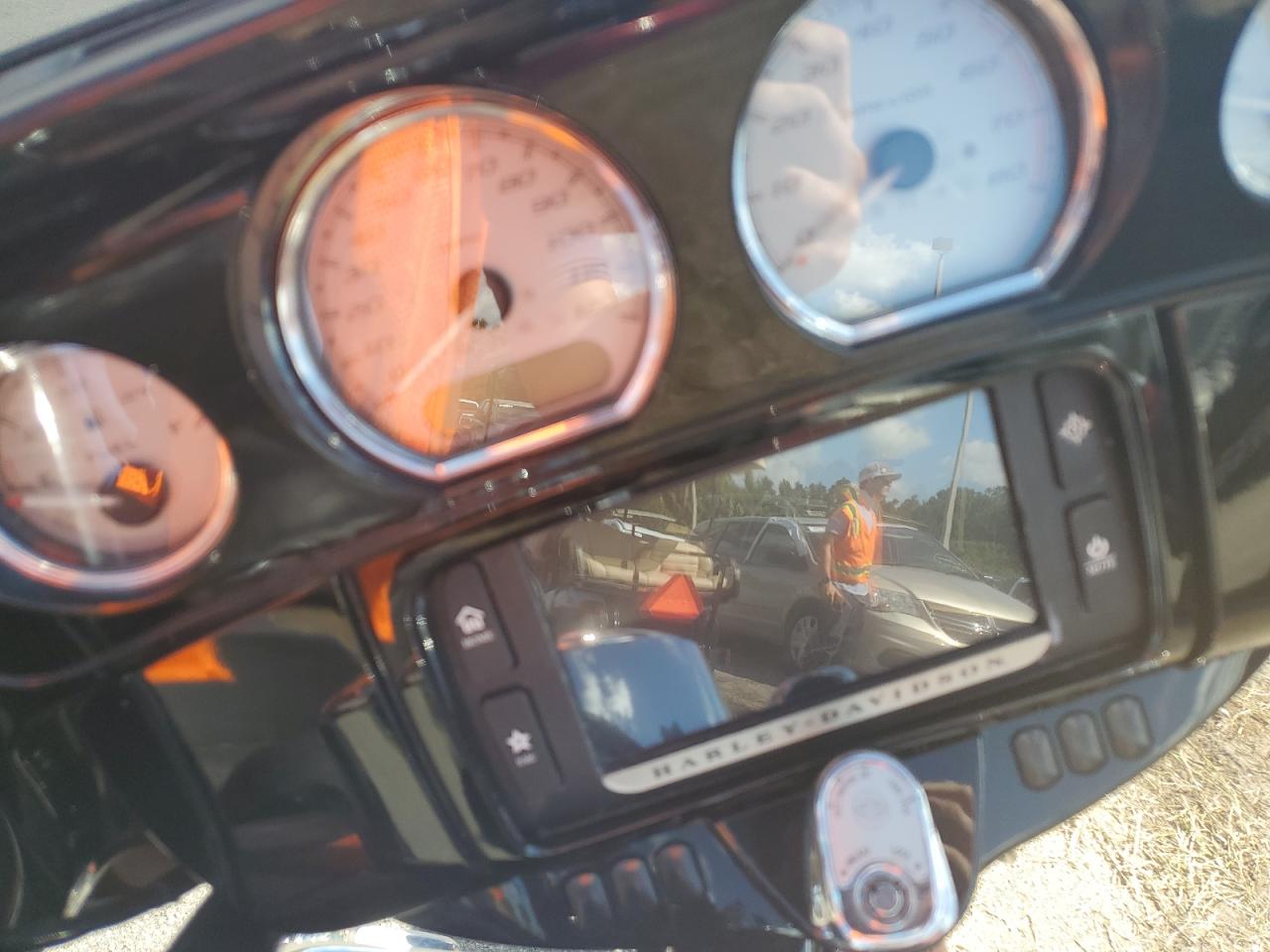 2014 Harley-Davidson Flhxs Street Glide Special VIN: 1HD1KRM13EB675132 Lot: 75107094