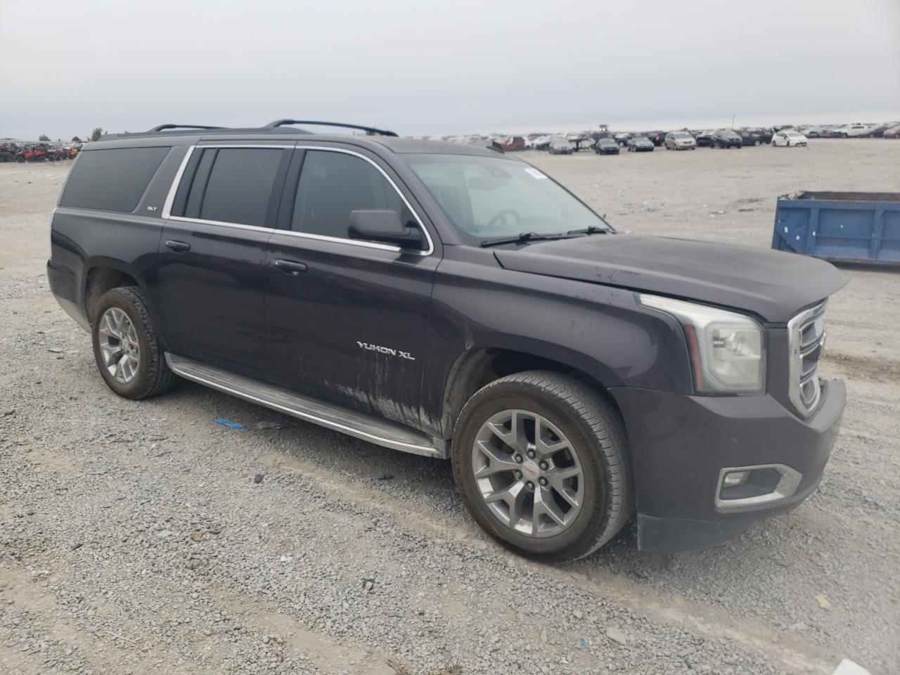 2015 GMC Yukon - Image 4