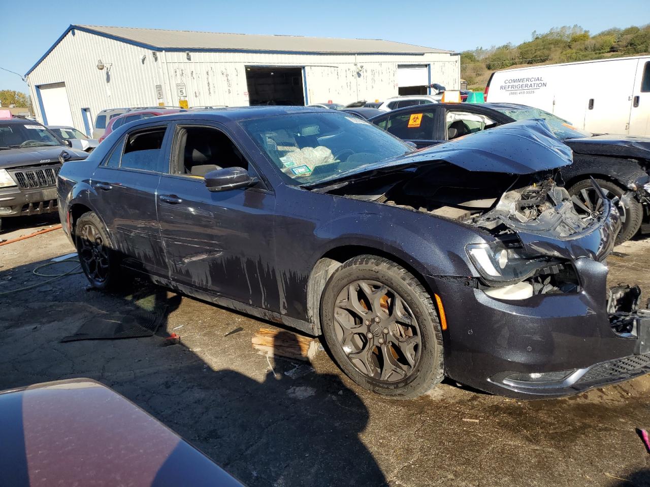 2017 Chrysler 300 - Image 4