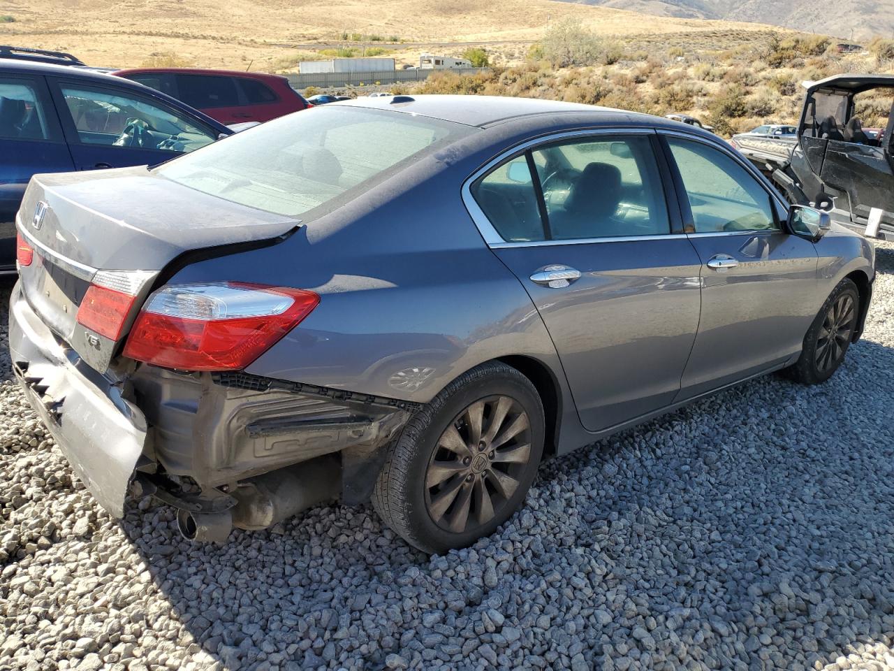 VIN 1HGCR3F83EA015189 2014 HONDA ACCORD no.3