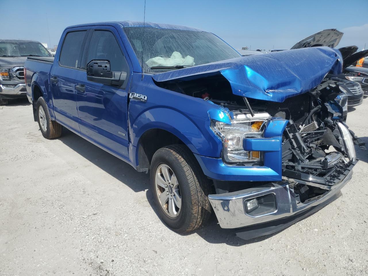 VIN 1FTEW1CP1GFC97094 2016 FORD F-150 no.4