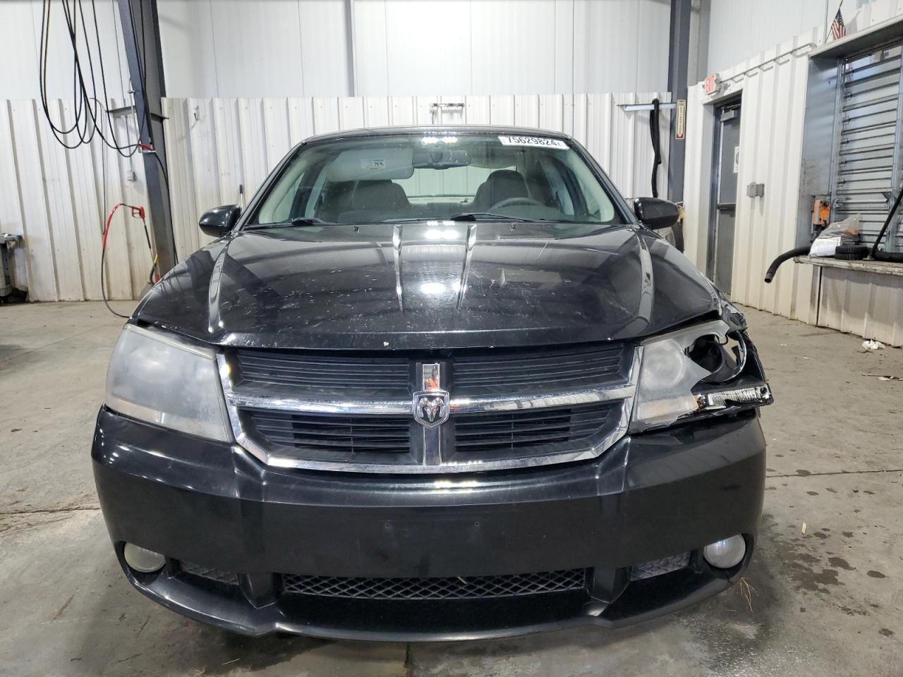 2008 Dodge Avenger - Image 5