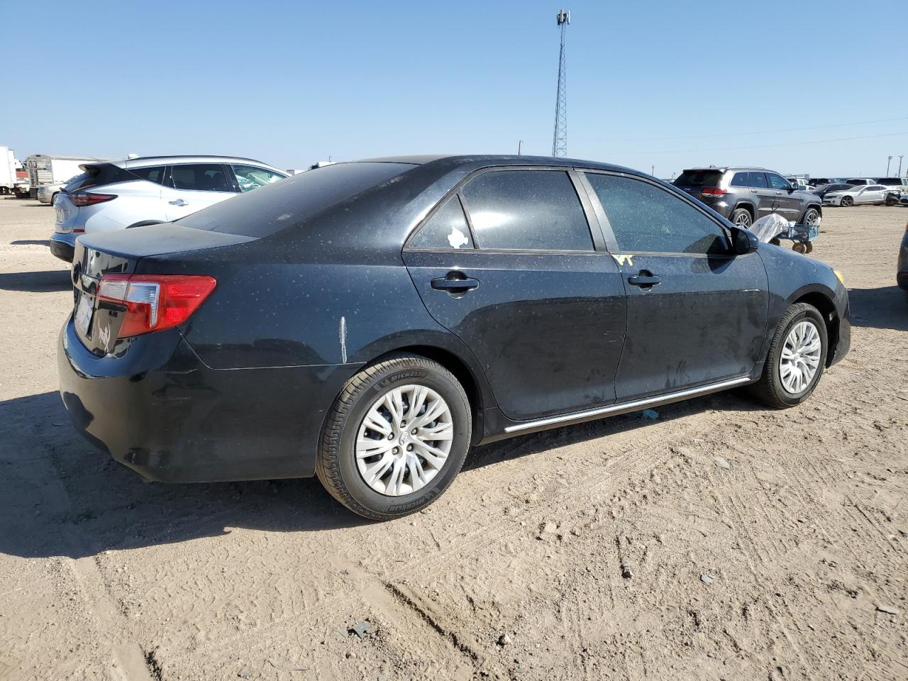 VIN 4T4BF1FK0DR330937 2013 TOYOTA CAMRY no.3