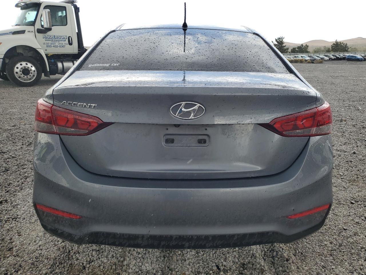 3KPC24A32JE026499 2018 Hyundai Accent Se