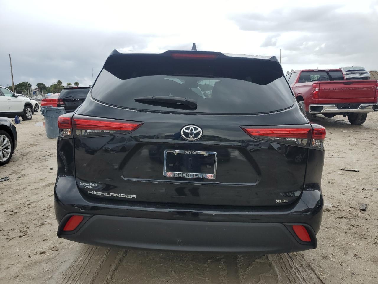 2022 Toyota Highlander Xle VIN: 5TDGZRAH3NS558555 Lot: 75520834