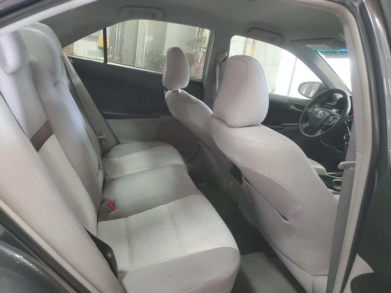 2012 Toyota Camry - Image 10