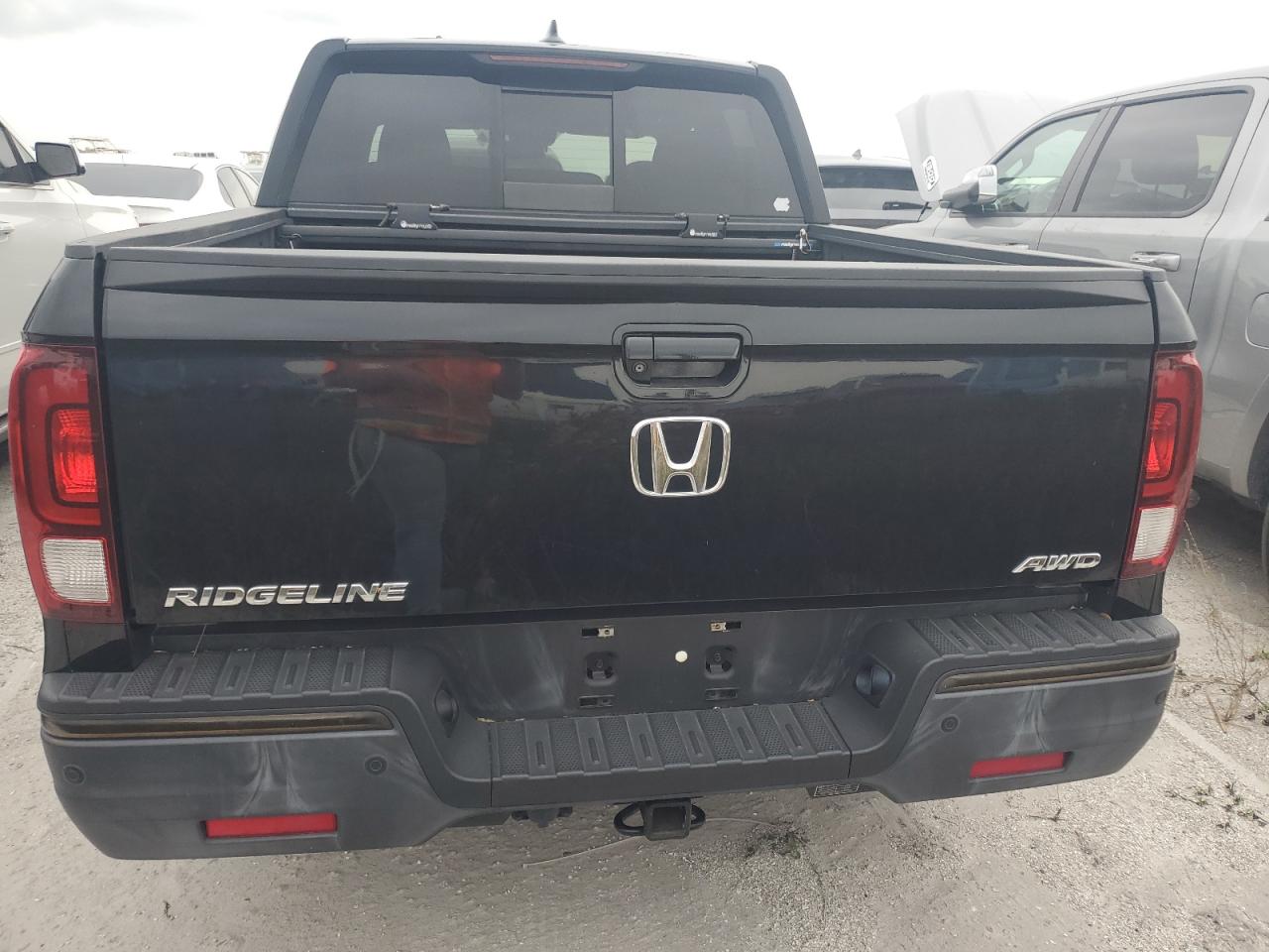 5FPYK3F81HB034948 2017 Honda Ridgeline Black Edition