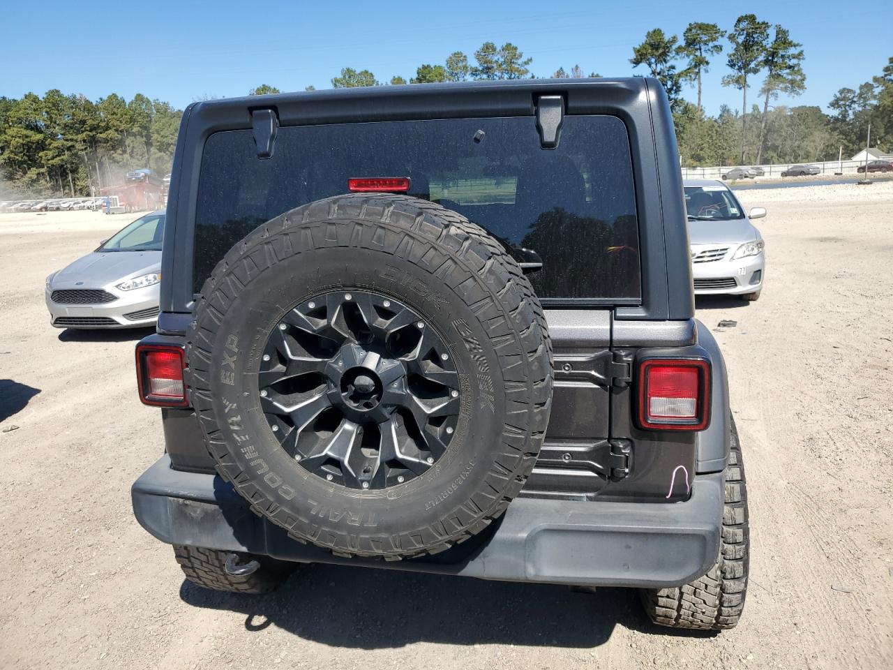 1C4HJXDN9KW638049 2019 Jeep Wrangler Unlimited Sport