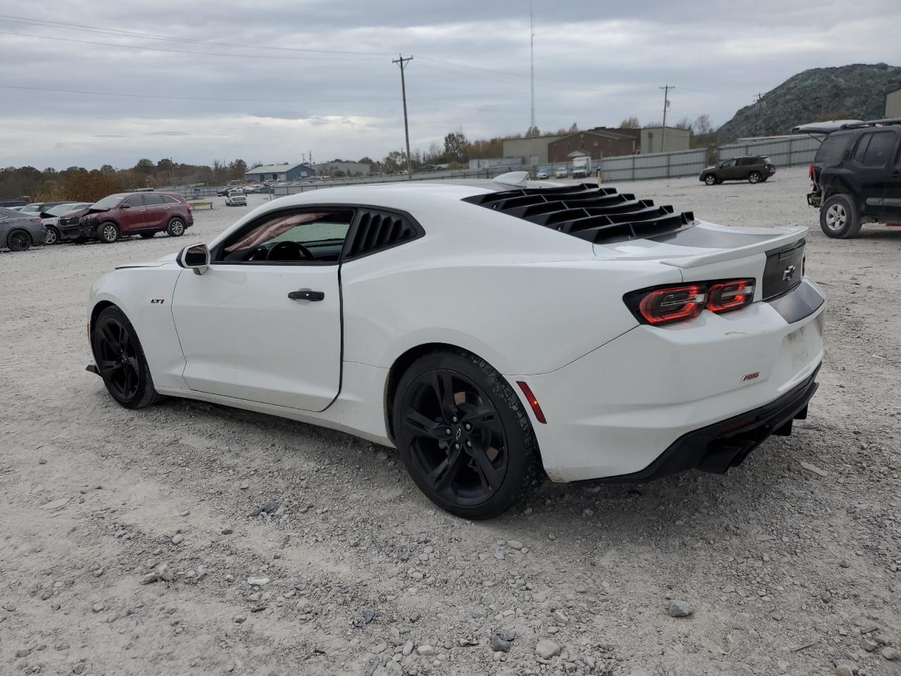 2022 Chevrolet Camaro - Image 2