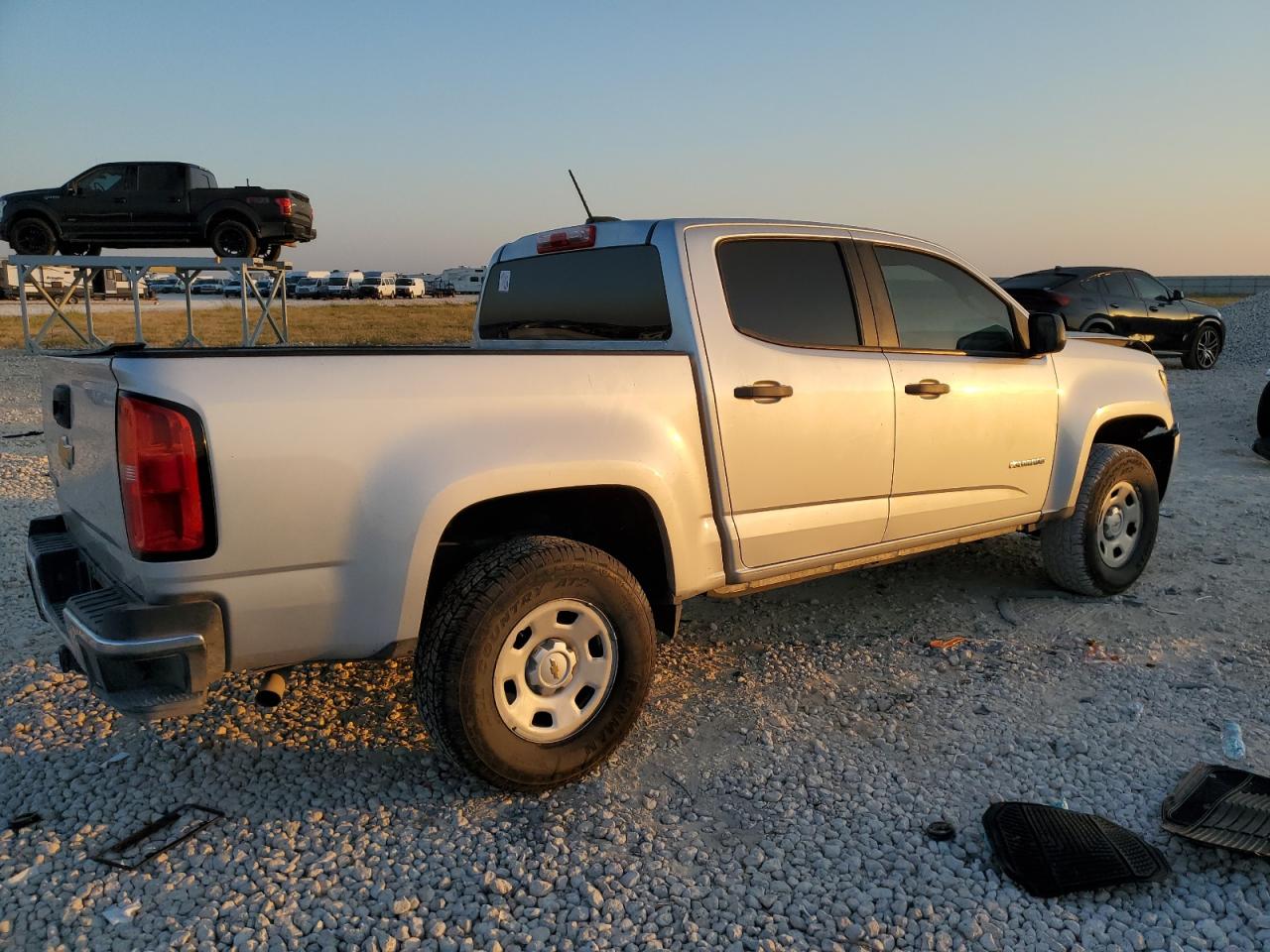 2016 Chevrolet Colorado - Image 3