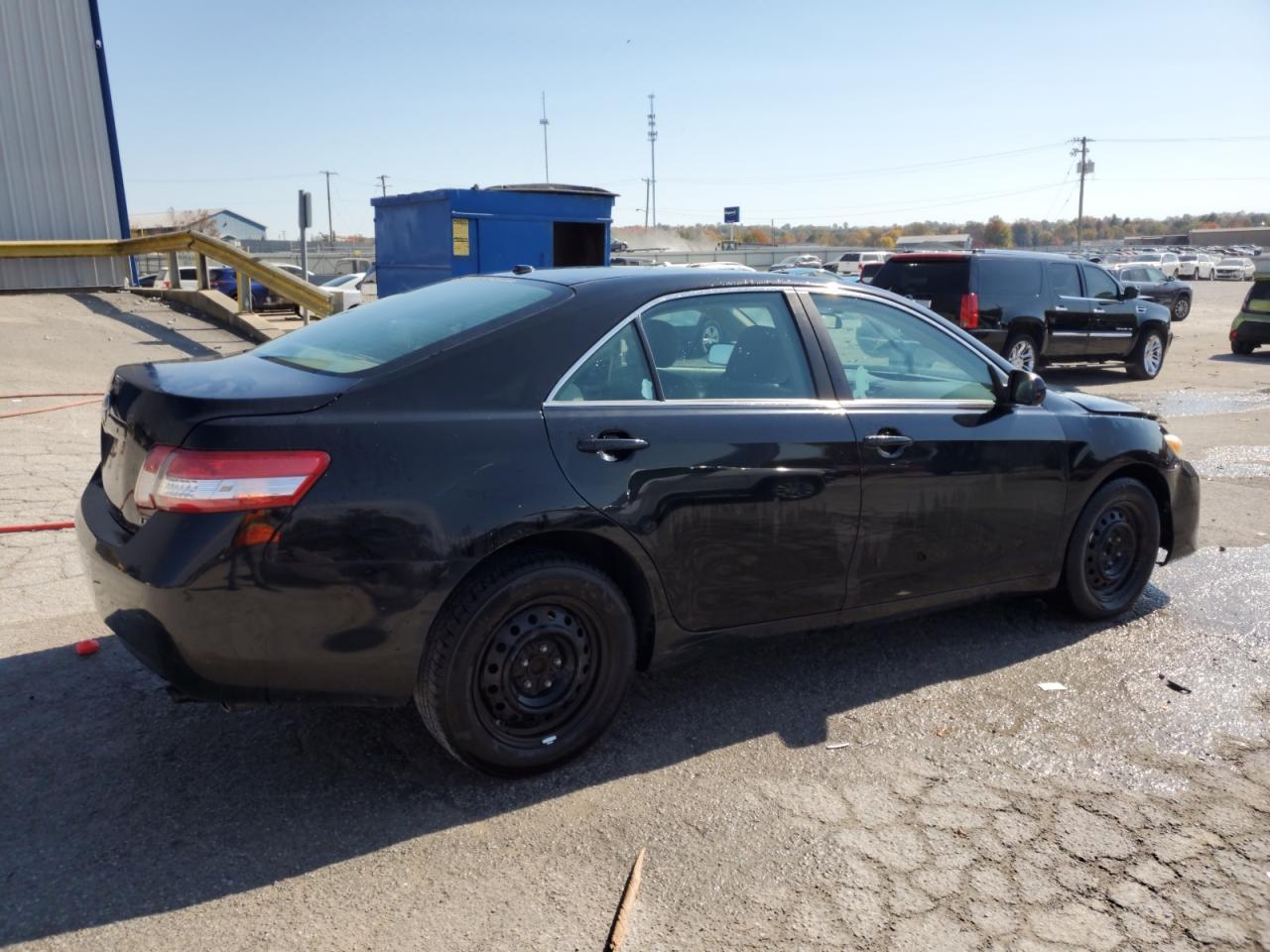 2011 Toyota Camry - Image 3