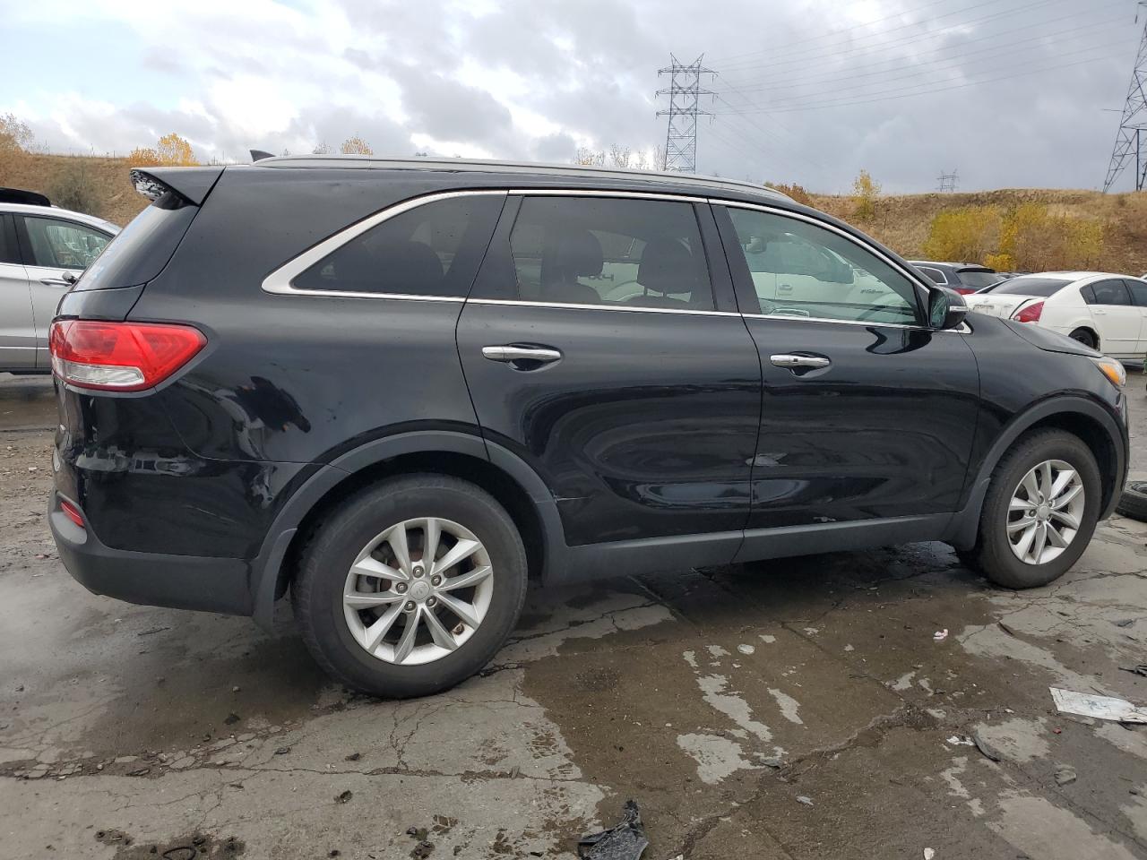 2017 Kia Sorento - Image 3