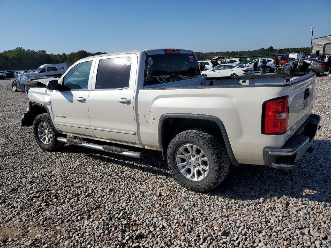 2014 GMC Sierra - Image 2