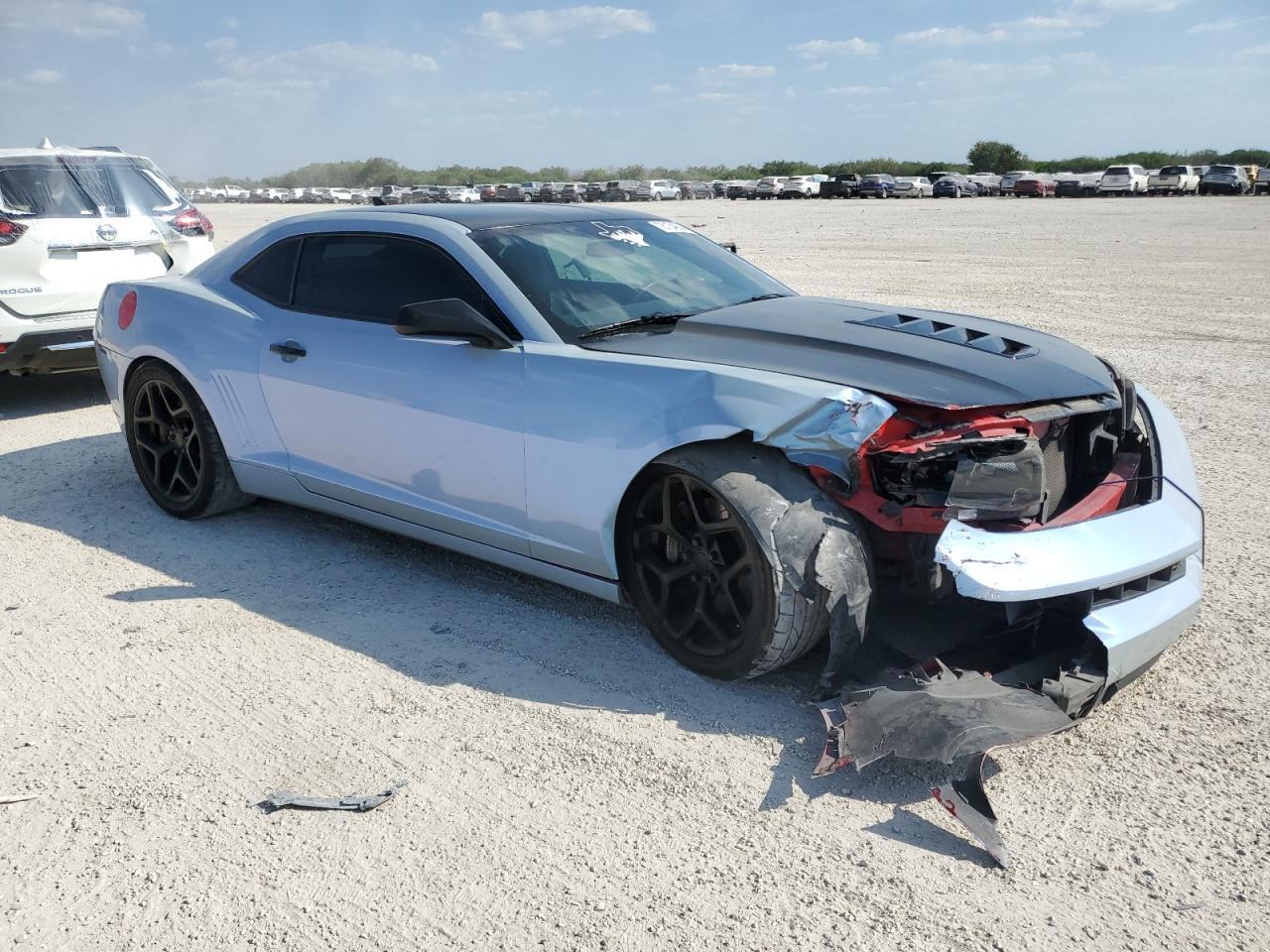 2015 Chevrolet Camaro - Image 4