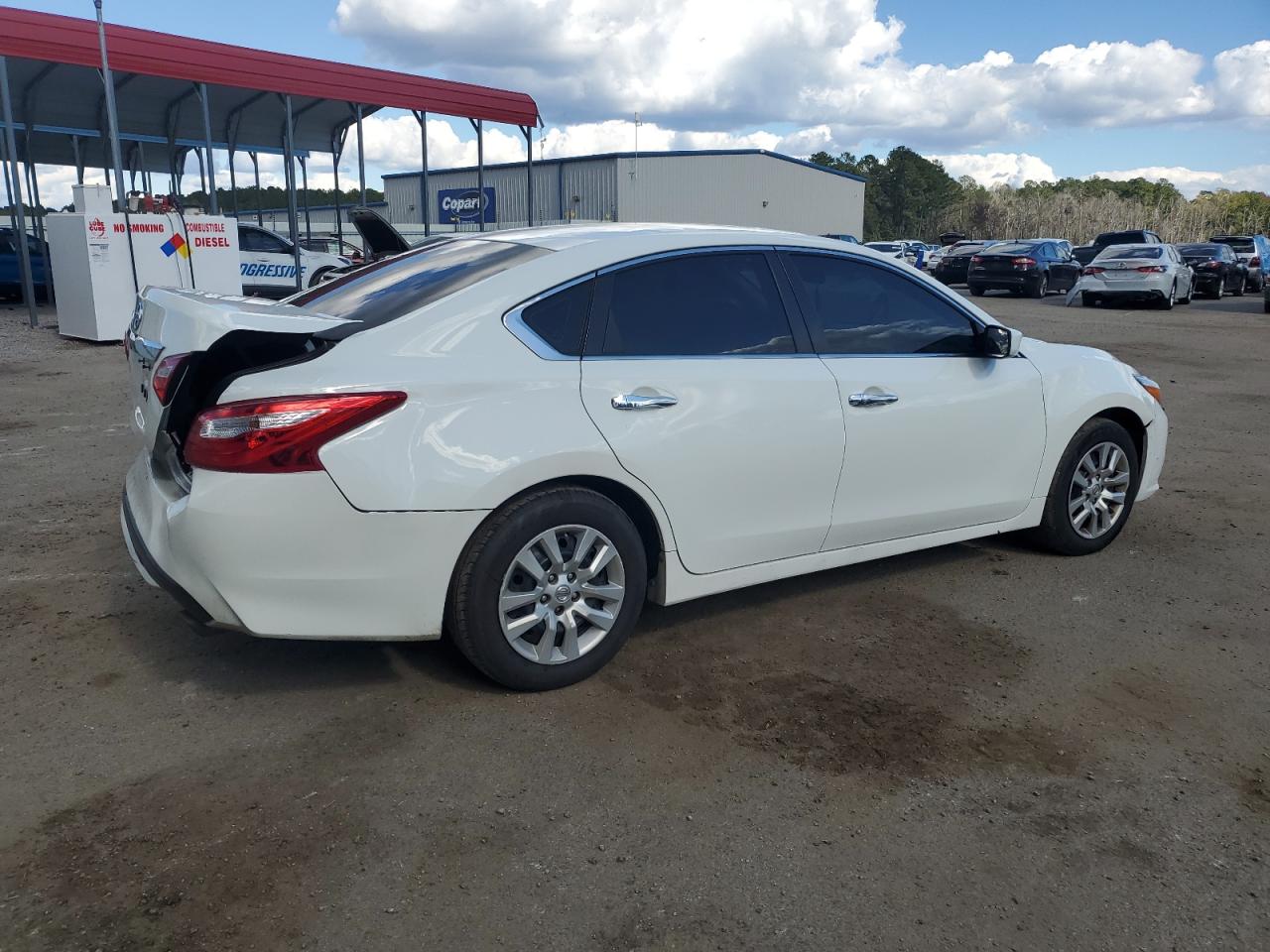 2017 Nissan Altima - Image 3