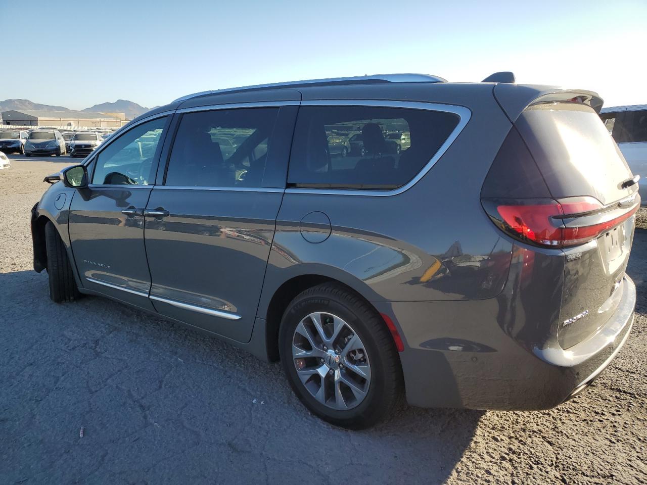 2021 Chrysler Pacifica - Image 2
