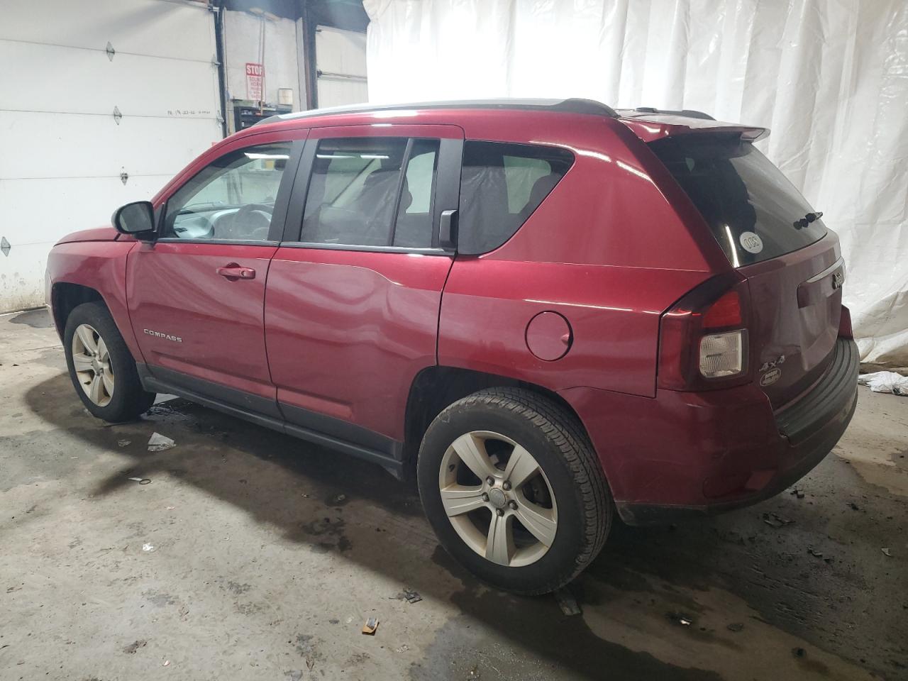 1C4NJDBB1GD626913 2016 JEEP COMPASS - Image 2