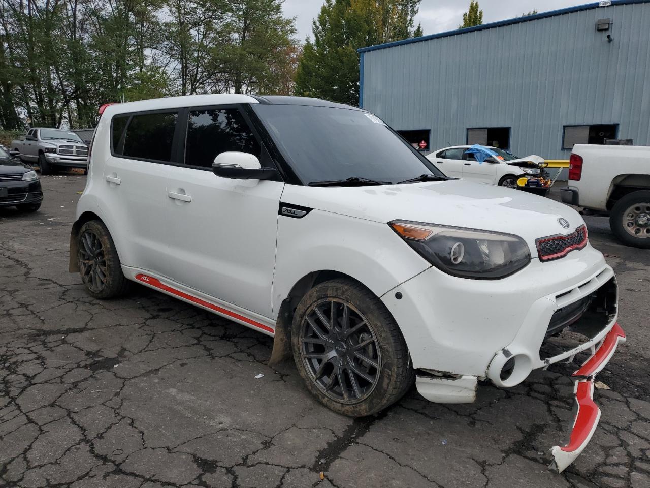 VIN KNDJP3A53E7073311 2014 KIA SOUL no.4