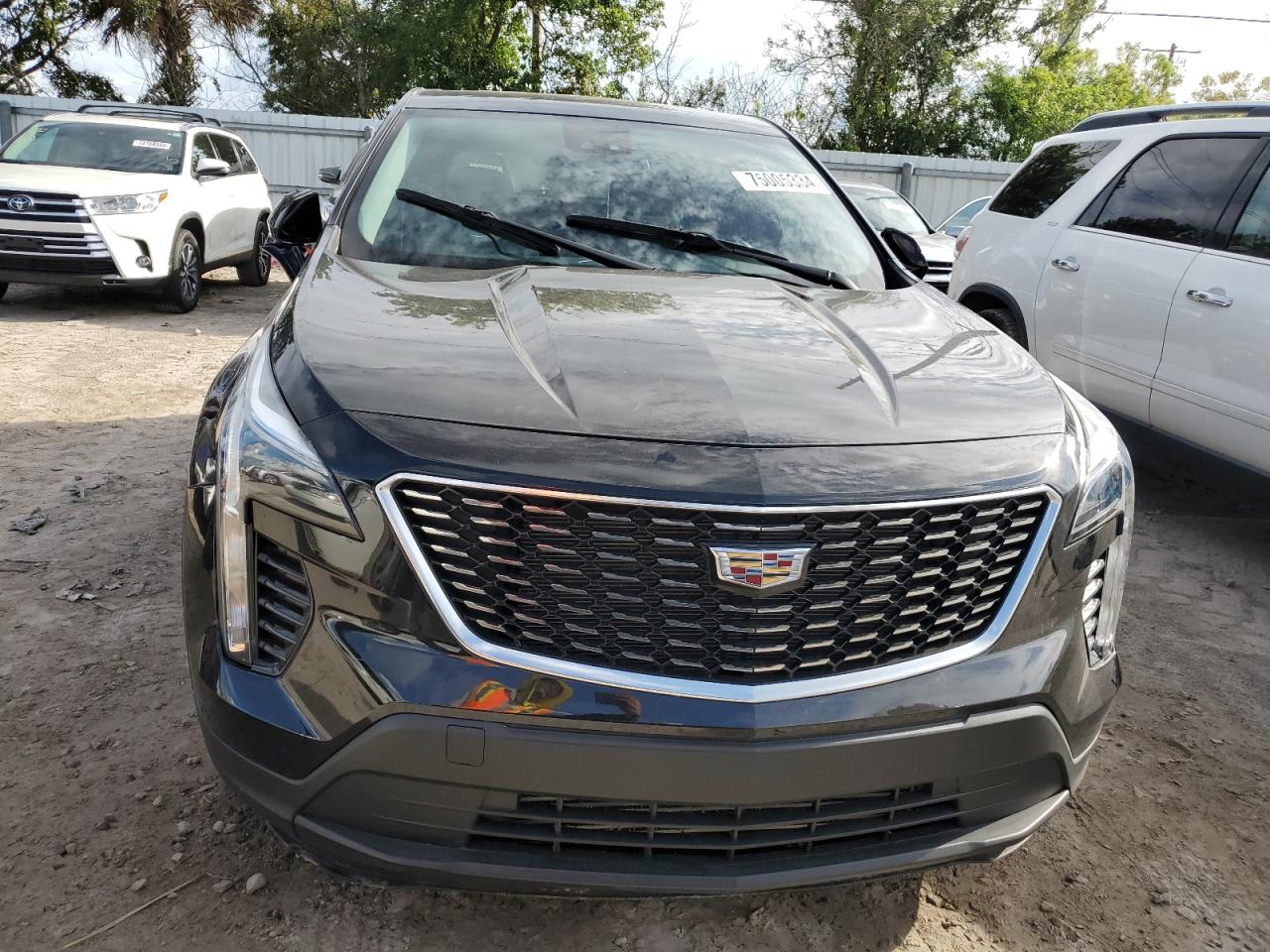2021 Cadillac XT4 - Image 5