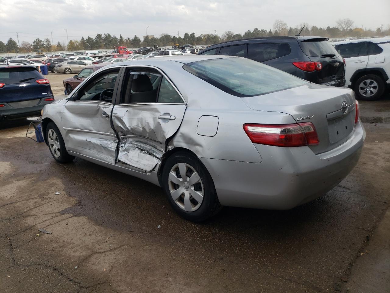 2007 Toyota Camry - Image 2
