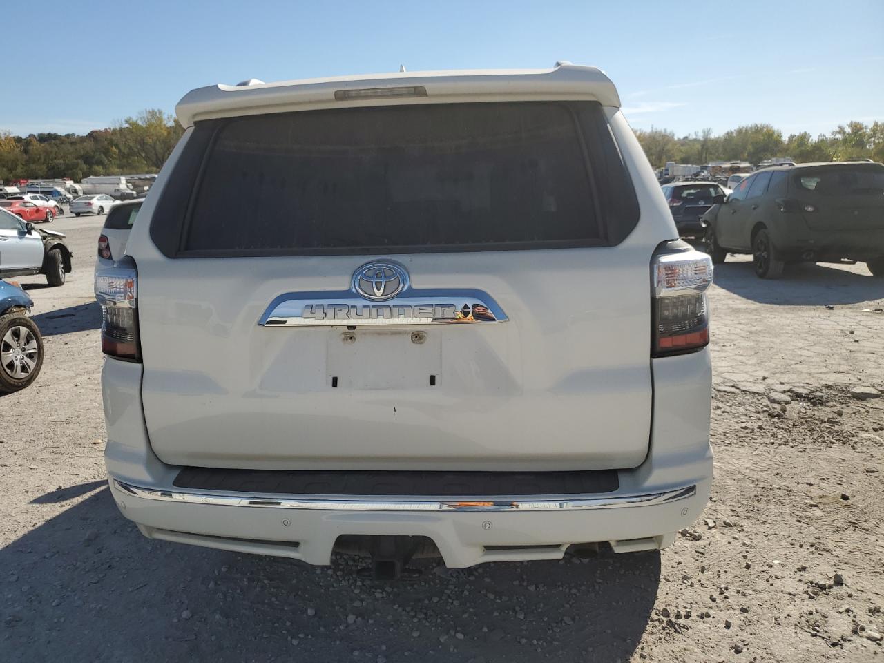 JTEBU5JR7F5204700 2015 Toyota 4Runner Sr5