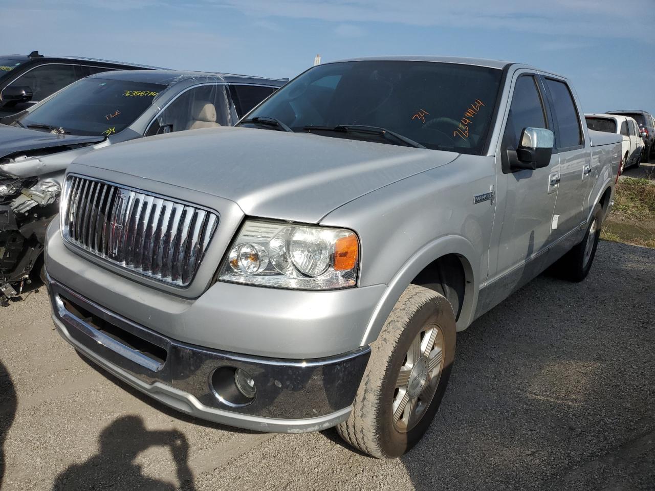 2006 Lincoln Mark LT - Image 1